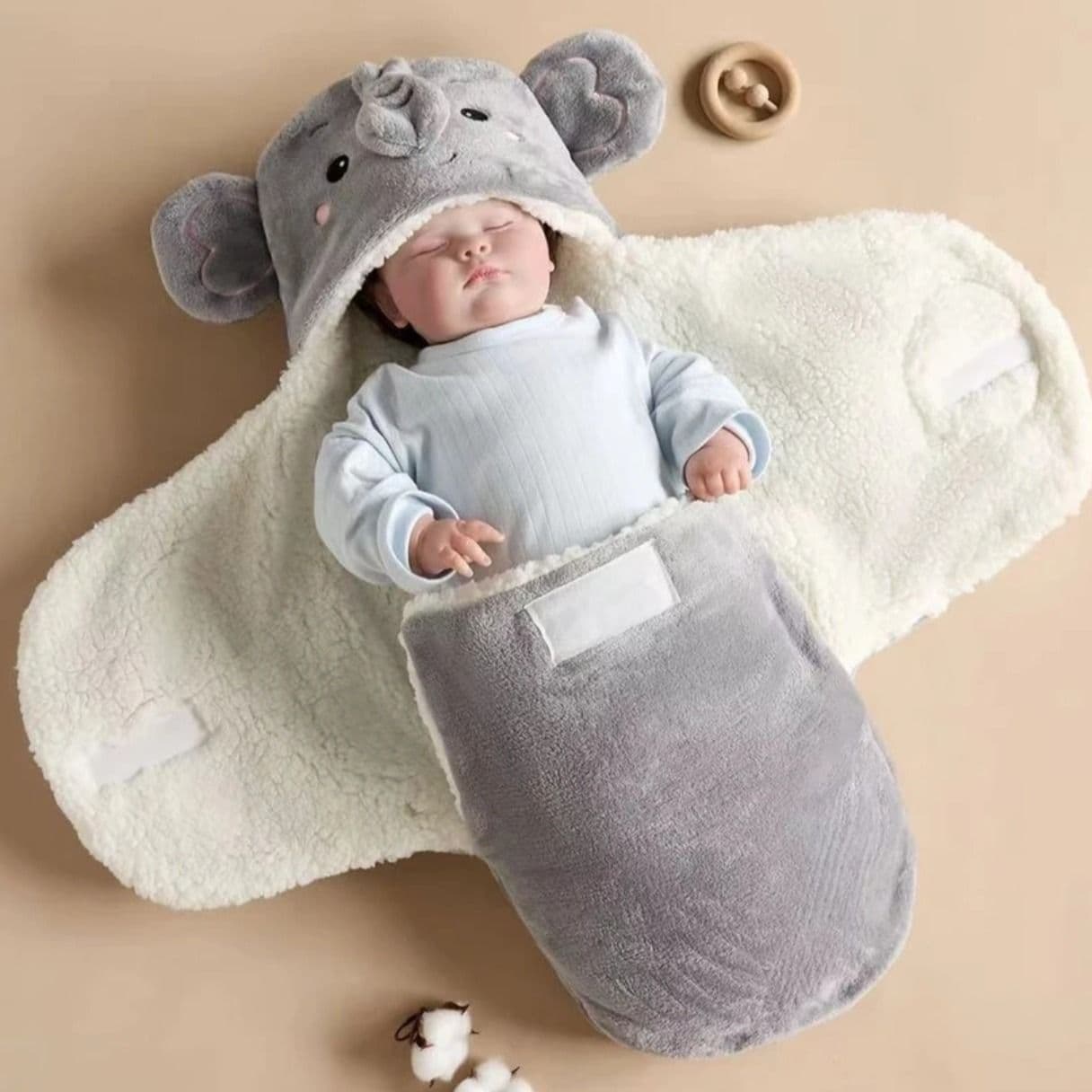 Fleece-Lined Newborn Swaddle Blanket, Winter Sleep Sack for Babies, Anti-Kick Swaddle Wrap