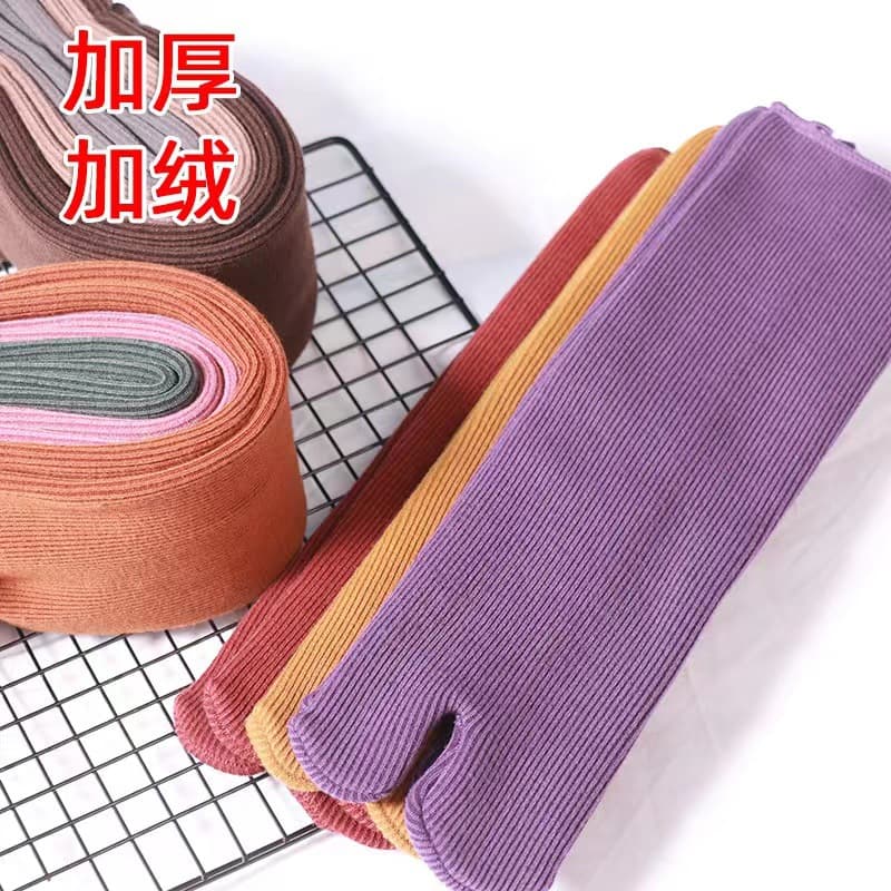 Autumn and winter unisex toe-separated snow socks, striped two-toe socks, fleece-lined and thickened warm mid-calf geta flip-flop socks
