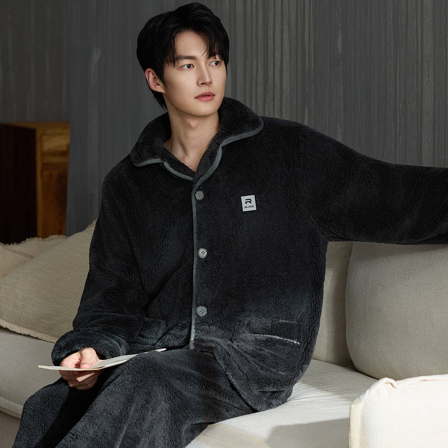 300G Coral Fleece Men's Pajamas Autumn Winter Thickened Warm Flannel Loungewear Set Wholesale