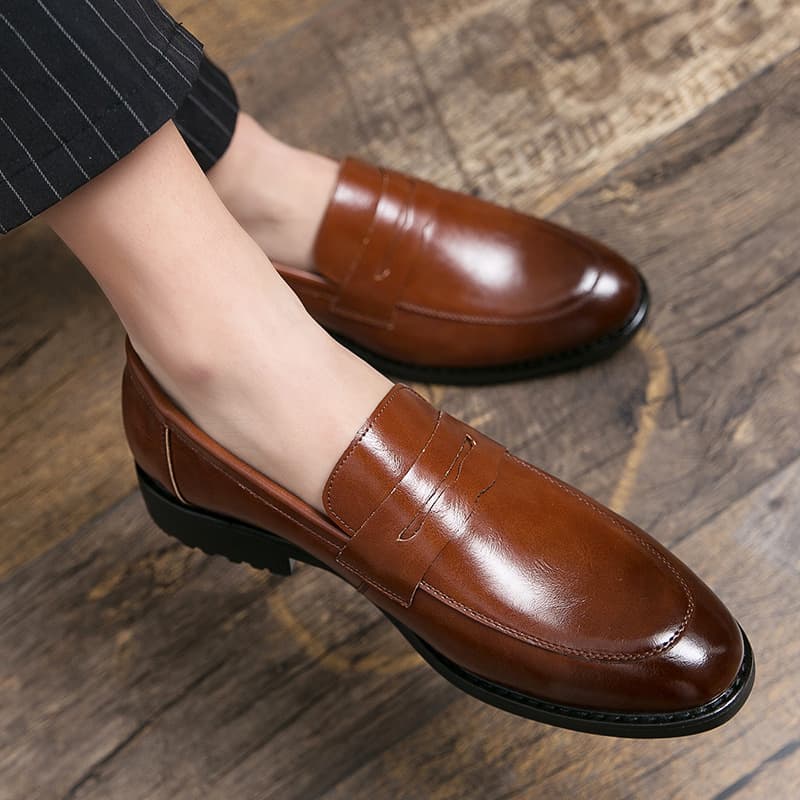 Black Business Men's Shoes Korean Trendy Soft Leather British Pointed Toe Slip-On Mens Shoes
