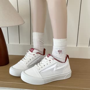 2026 Summer Couple Shoes, Student Sports Skateboarding Shoes, New Canvas Shoes, Bread Shoes, Niche Design Lightning Trend Shoes