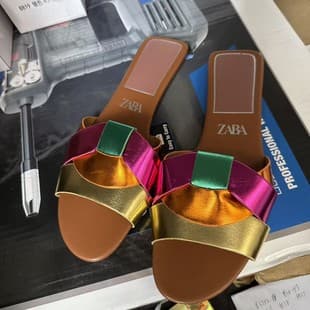 Export 2025 Summer New Square Toe Cross Strap Flat Minimalist Women's Slippers Outdoor Slipper
