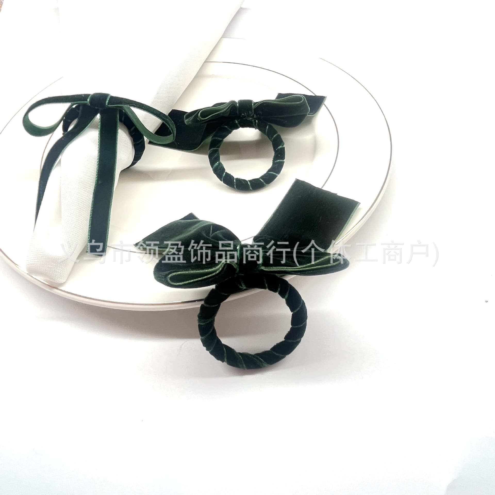 Cross-border E-commerce Bestseller Velvet Bow Napkin Ring, Festive Table Loop for Hotel Plating, Direct from Manufacturer