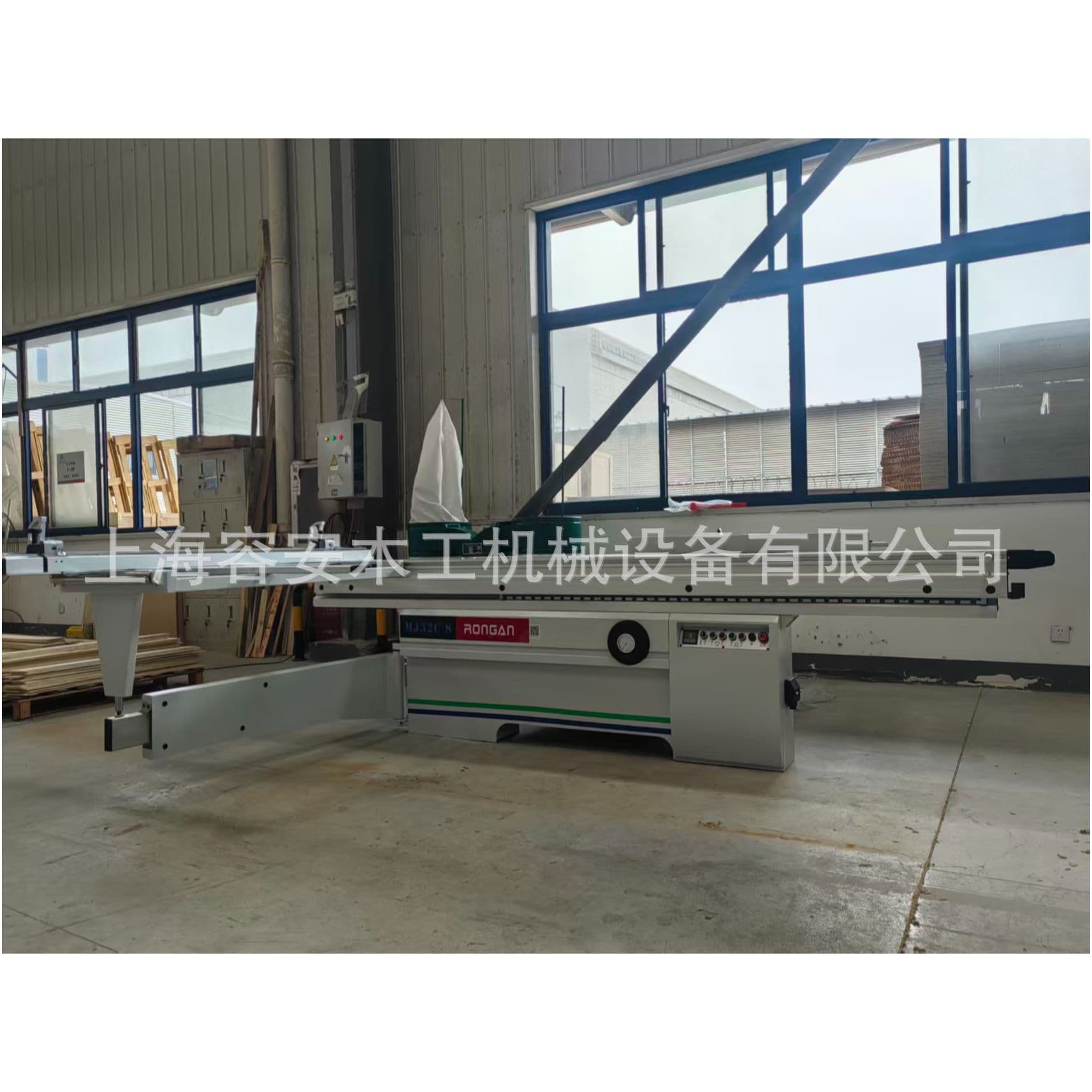 Shanghai 3.8m Mall Display Cabinet Woodworking Guide Saw, Extended Material Cutting 3.8m Precision Panel Saw in Stock