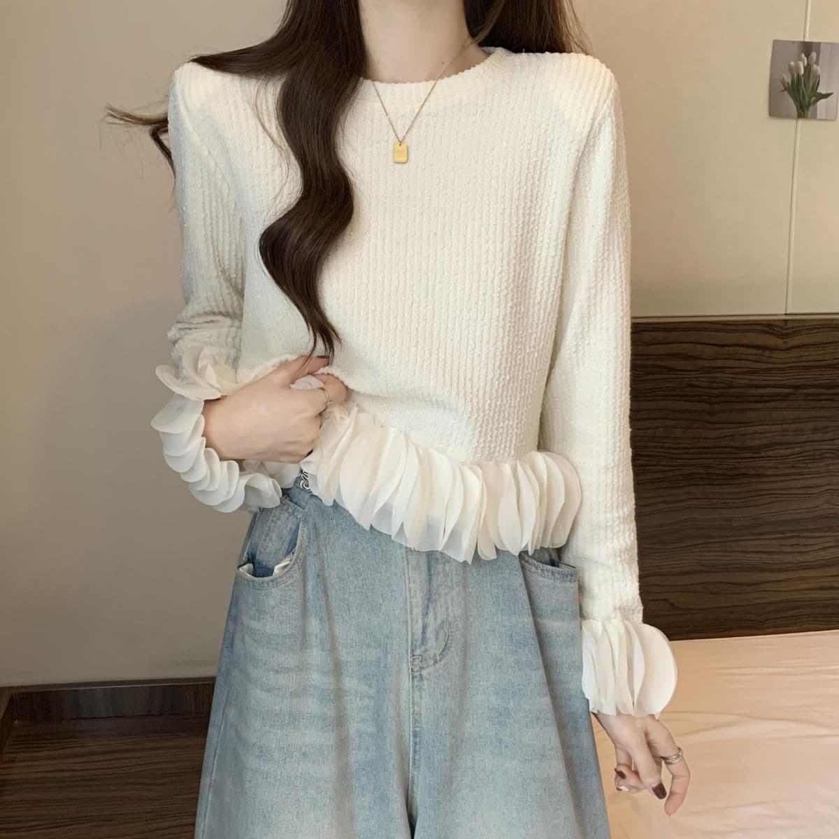Designer Knit Top for Women New Early Autumn Slimming Stylish Short Sweater European Fashion Pretty Crop Top