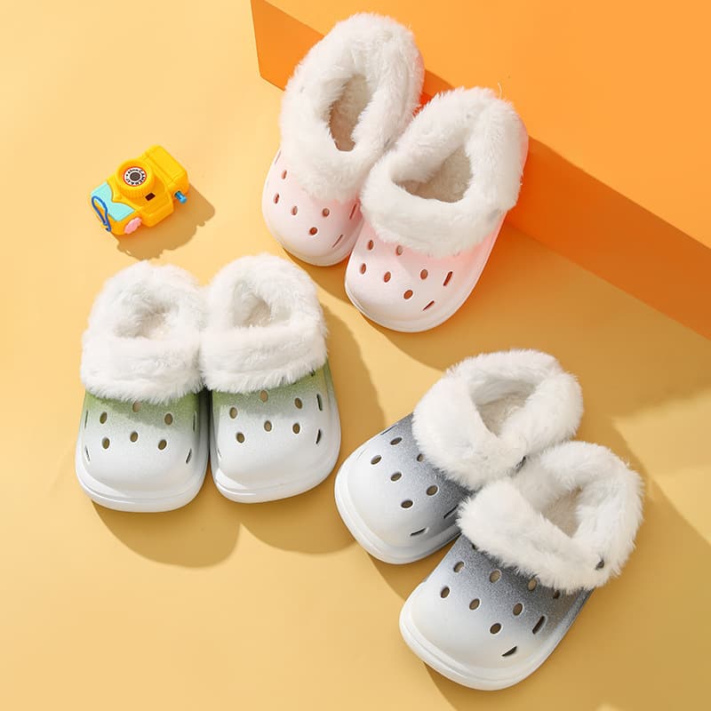 Children's Winter Cotton Slippers for Boys and Girls - Warm Non-Slip Cute Fleece-Lined Small and Medium Kids Baby Furry Slippers