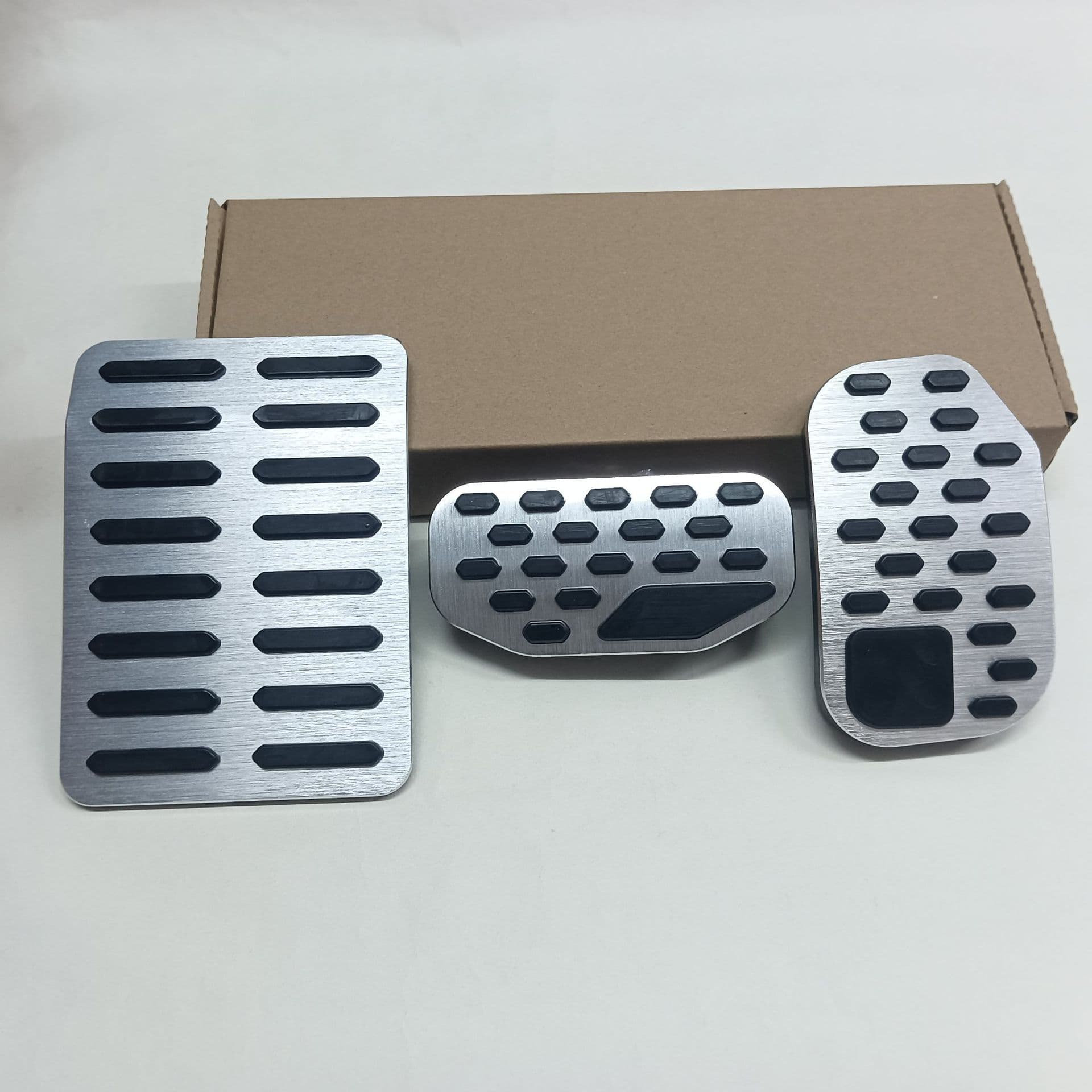 Throttle Pedal for 2022 Ford F-150 Raptor, No-Drilling Required, New Raptor Interior Brake Pedal Factory