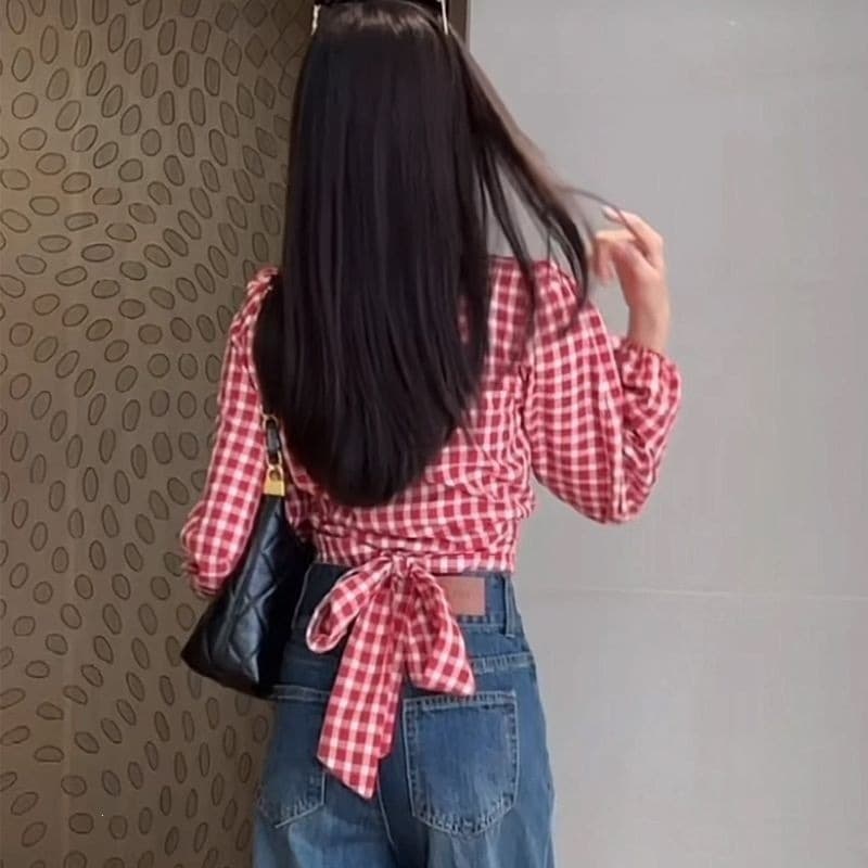 2026 Early Spring Vintage Plaid Long-Sleeve Shirt with Hong Kong Style Design, Tie-Front V-Neck Slim Fit Light Mature Short Top