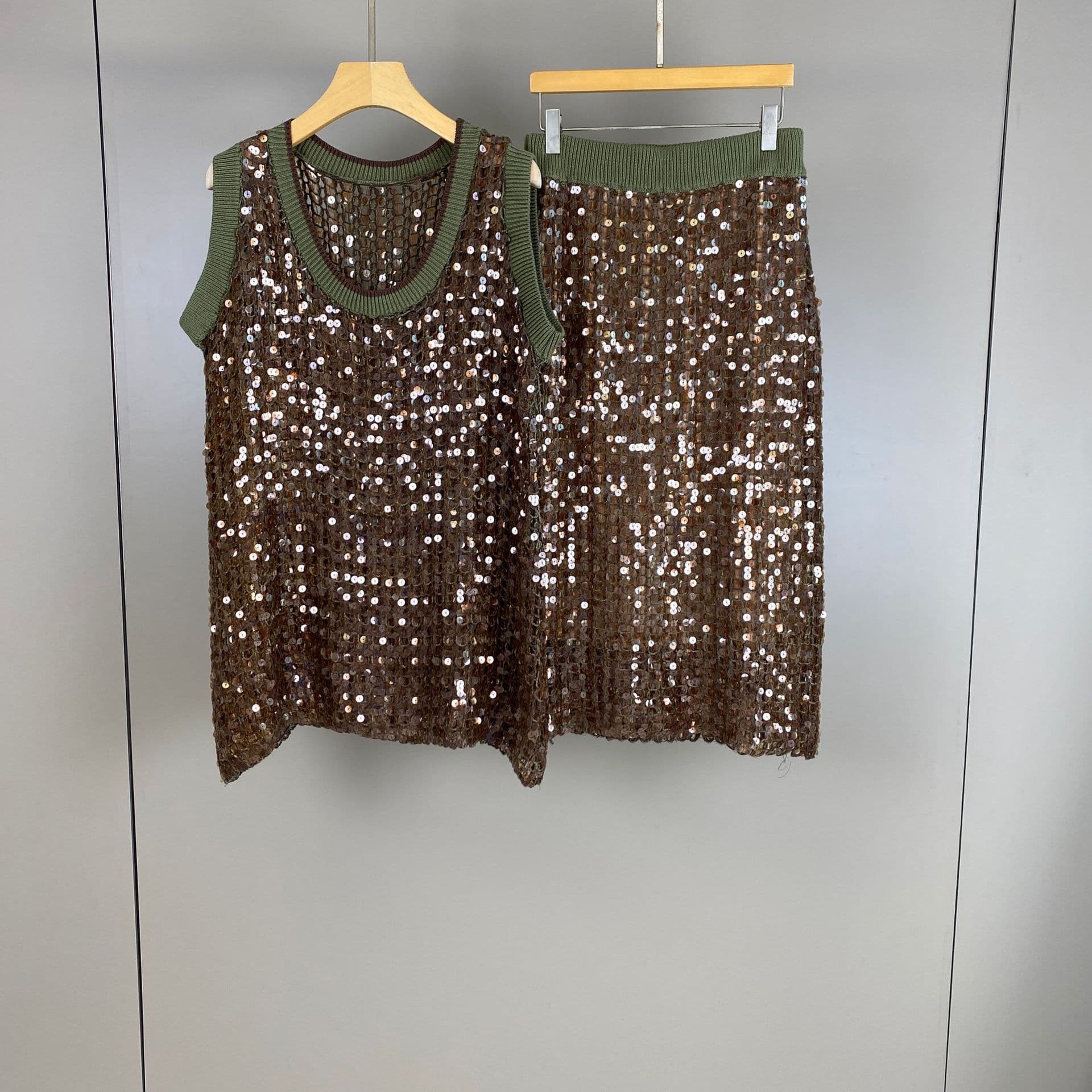 Nanyou Hao Product 2026 Spring/Summer New BC Cotton Linen Sequins Hollow Contrast Round Neck Vest Elastic Waist Skirt Set