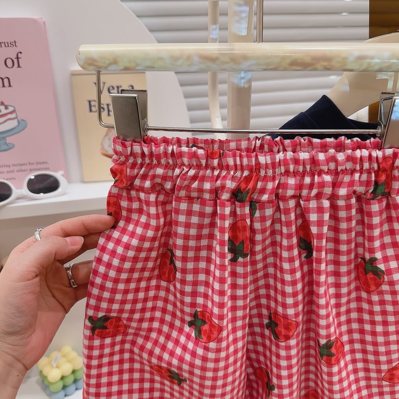 Girls Checkered Mosquito-Repellent Pants 2026 New Style Girls Wide-Leg Pants Fashionable Casual Pants for Toddlers and Kids Long Pants Trendy