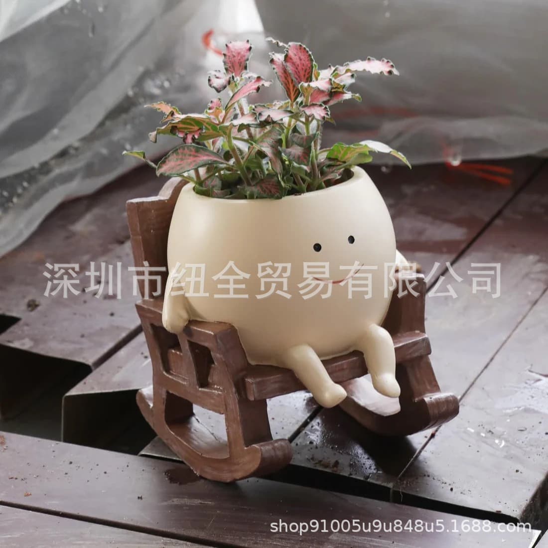 Cross-Bestseller Smiley Face Planter Pot