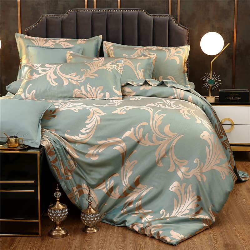 Cross-border foreign trade specializes in European classic palace style luxury satin yarn-dyed jacquard craft ruffled four-piece set