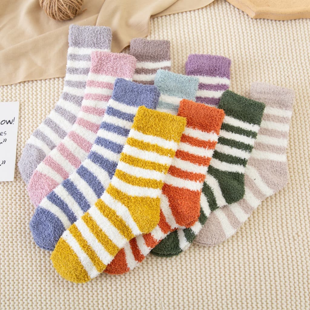 Candy Stripe Coral Fleece Socks for Women, Home Floor Socks, Sleep Socks, Mid-Calf Socks, Autumn and Winter Women's Socks, Wholesale Cross-Border