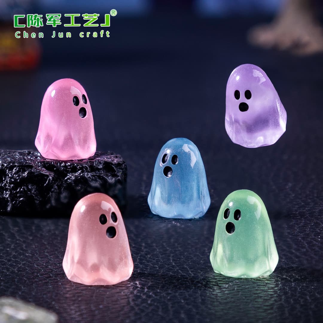 Cross-border supply micro-landscape creative luminous ghost diy blind bag decoration accessories desktop Halloween small ornaments