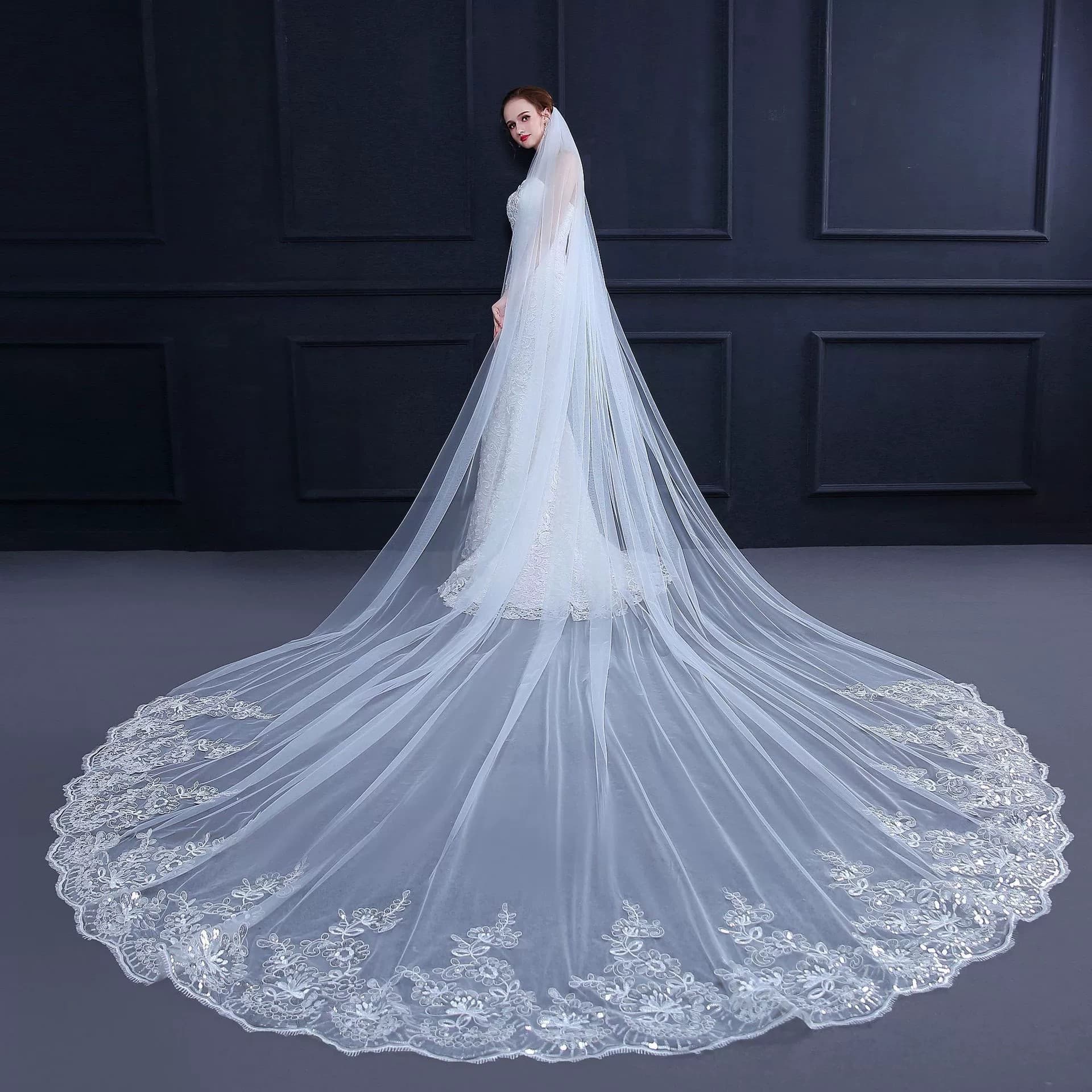 Bridal veil headpiece, European and American style, 3-meter wide train, long wedding headpiece with hair comb, super fairy-like photo veil.