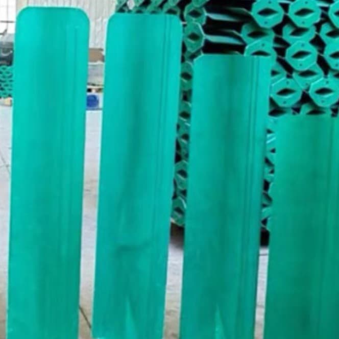 Fiberglass anti-glare panels, wholesale highway sunshades, S-shaped and banana-shaped anti-glare panels, highway and bridge guardrail light blocking panels.