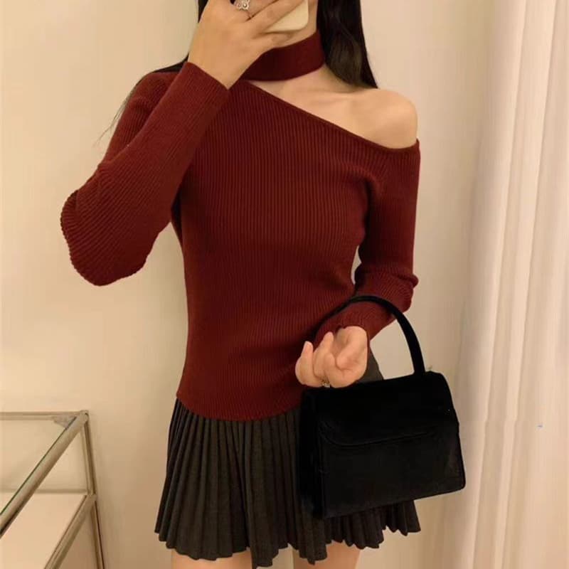 Designer Off-Shoulder Sexy Knit Top for Women, Fall/Winter Halter Neck Chic Base Layer Sweater, Trendy Top