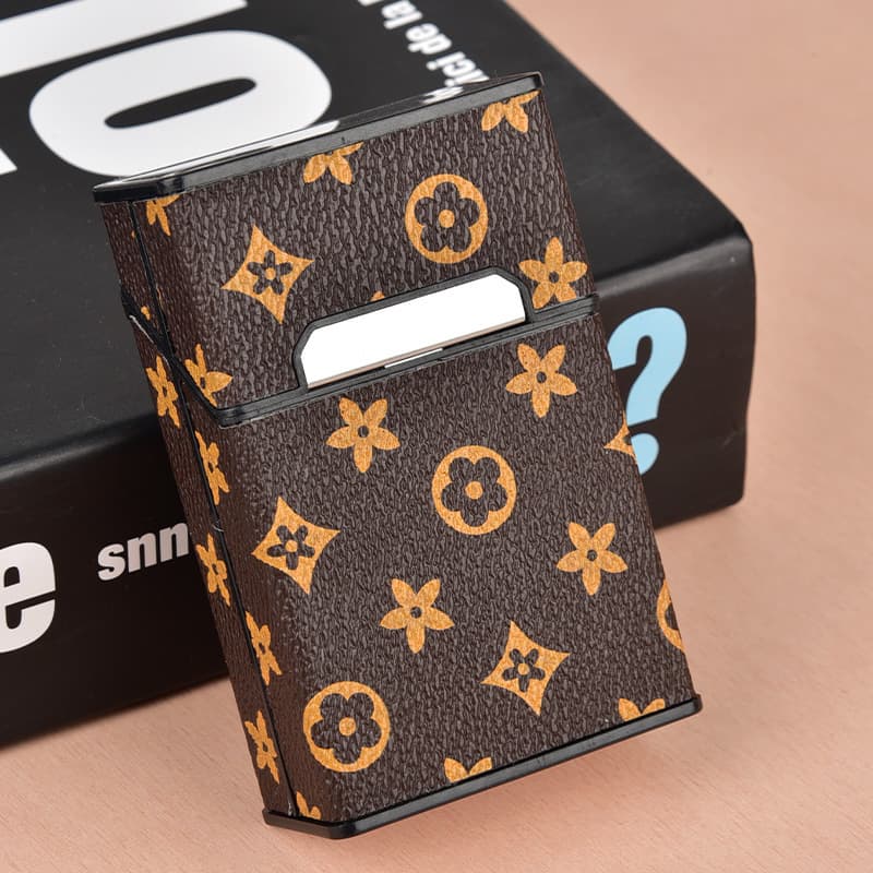 Cross-border hot-selling cigarette case, 20-pack, leather, for men and women, portable, personalized, magnetic clasp, pressure-resistant, moisture-proof, gift cigarette case.