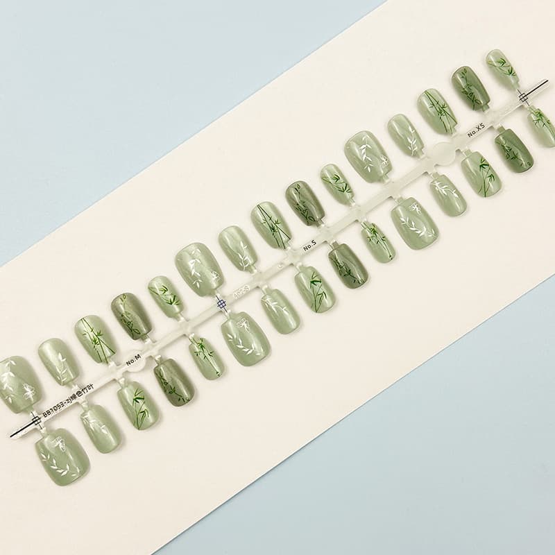 Summer Cool Green Bamboo Cat Eyes 30 Pieces Coded Wearable Nails Premade Nail Pieces Wholesale High-Quality Whitening Manicure