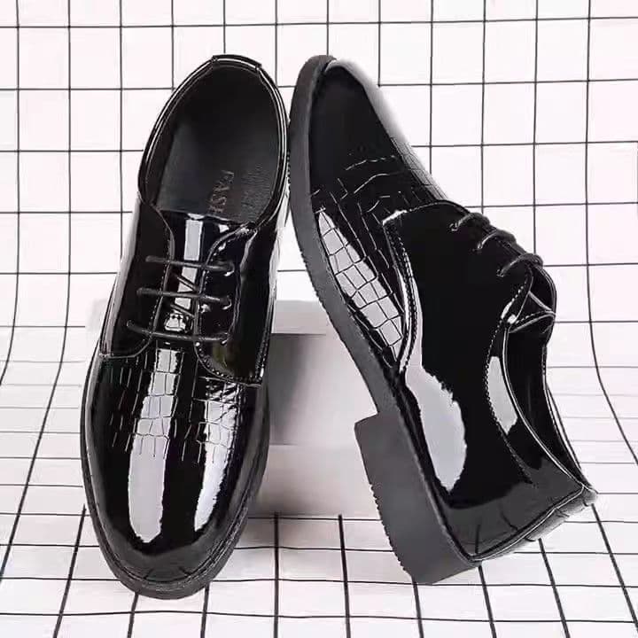2024 New Style Versatile Black Business Formal Leather Shoes Men's Lace-up Work Shoes Wedding Fashion Men's Shoes