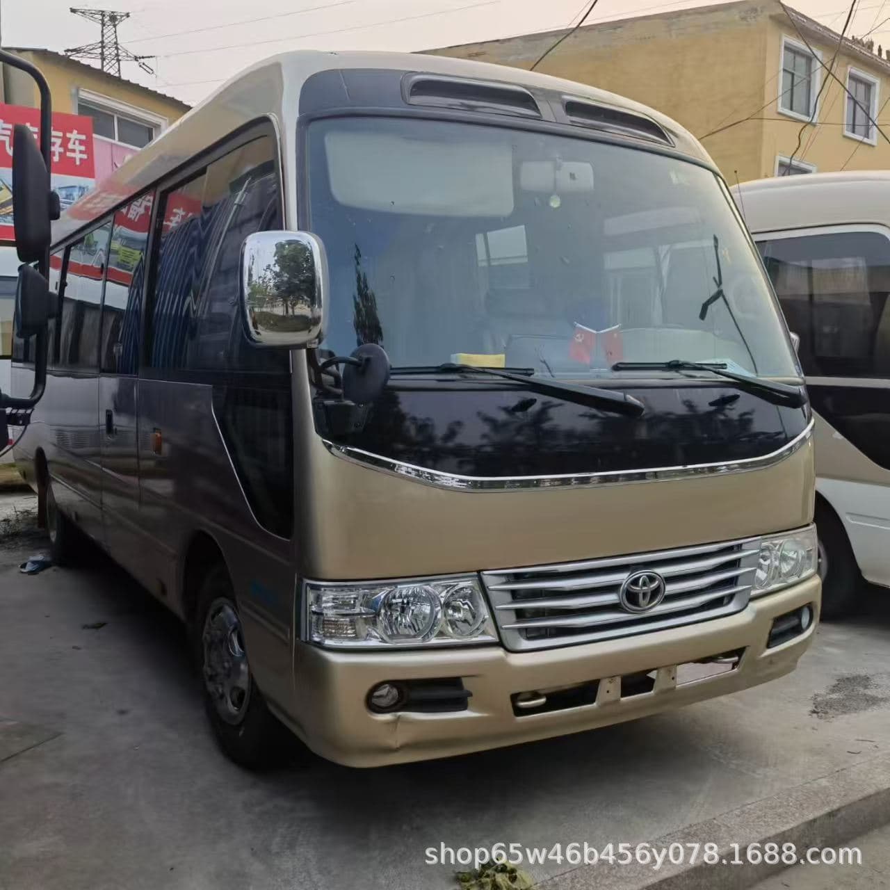 Overseas Export Africa Coaster 23-Seater Minibus 14-Seater Hiace 32-Seater Yutong Large Bus Coaster
