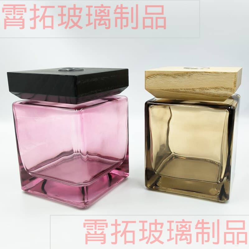 Square pink 500ml fireless large aromatherapy glass bottle with wooden cover empty bottle indoor essential oil volatile brown aromatherapy bottle