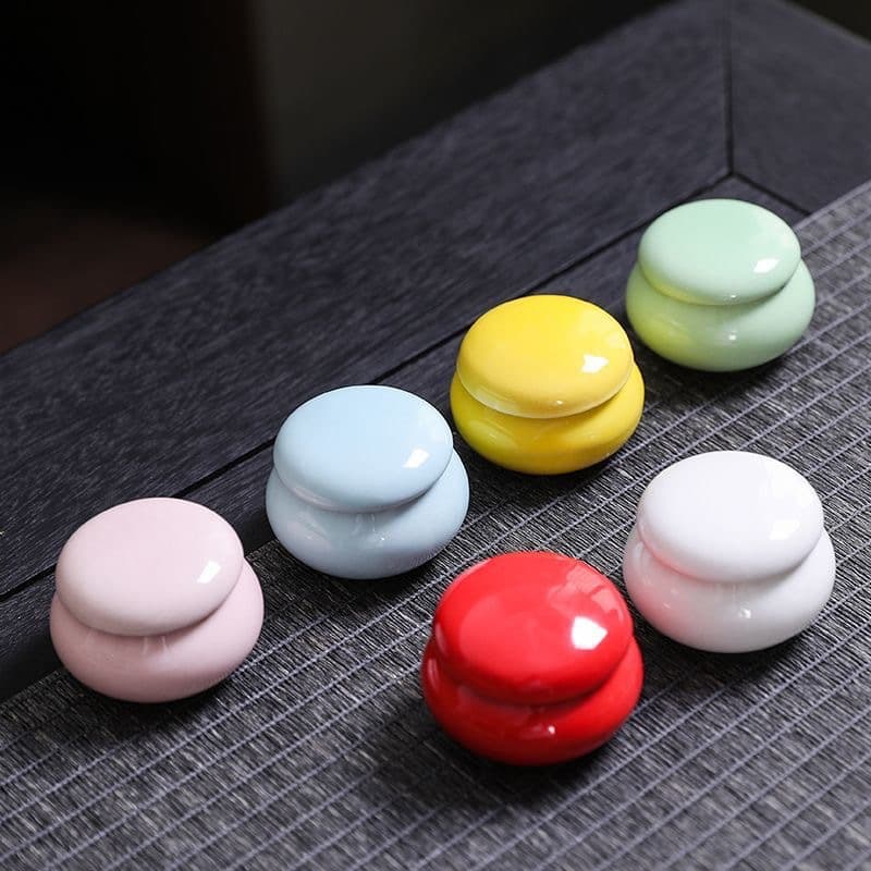 Small Ceramic Jar Money Tree Pot Ceramic Mini Jar Ancient Style Lipstick Rouge Box Small Sealed Pomade Container