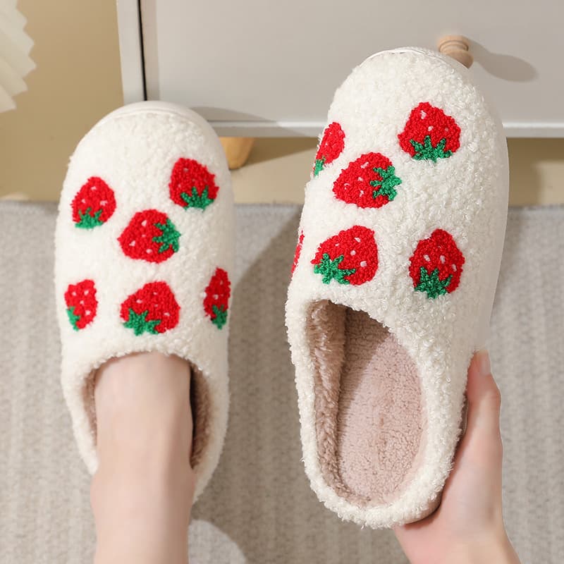 Comfortable Home Wearable Cute Cartoon Strawberry Winter Cotton Slippers Men's Women's Couple Thick Bottom Warm Cotton Slippers