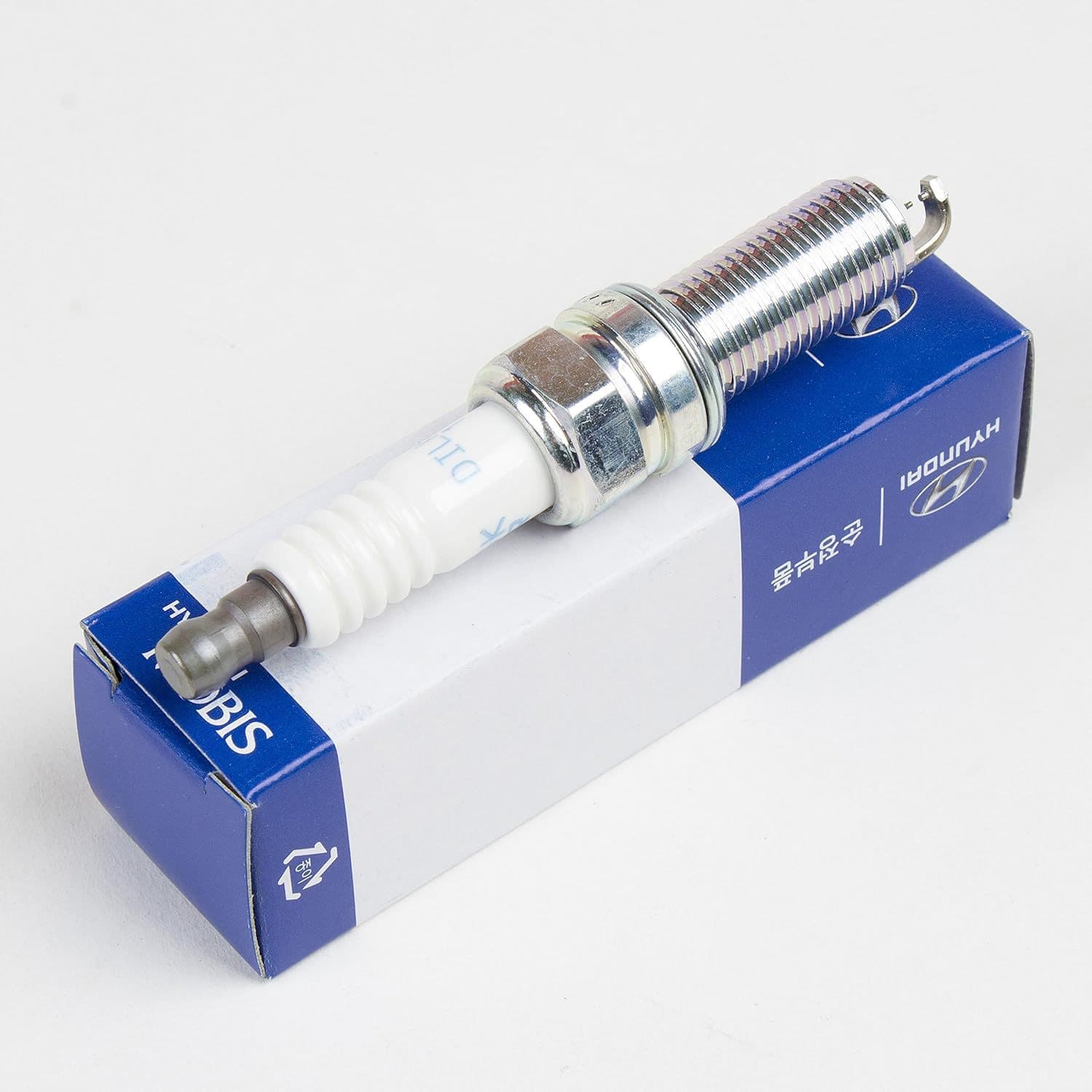 18851-11060 Spark Plug for Hyundai Kia Sorento K9 Santa Fe Sonata IX DILKR6A11