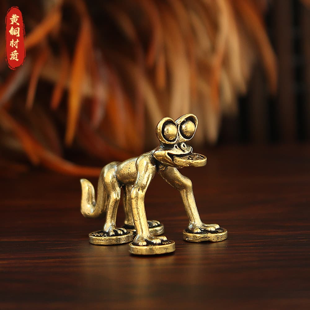 Money-Stepping Big-Eyed Money Frog Brass Fortune-Attracting Frog Stepping on Copper Coins Desktop Decoration Fun and Quirky