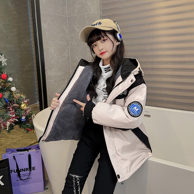 Girls' Fleece-Lined Outerwear for Autumn/Winter, 2025 New Thickened Warm Parka, Popular Hooded Cotton Coat for Big Kids