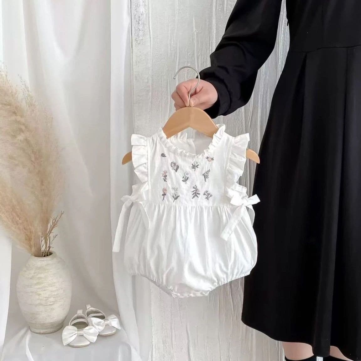 Baby Onesie Summer New Fashionable Baby Clothes Princess Summer Romper Full Moon Bodysuit Crawler Thin