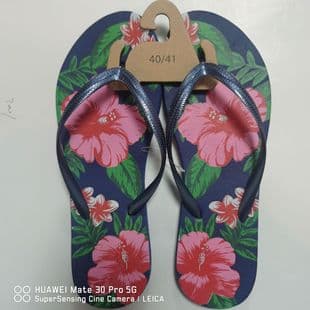 Stock slippers, flip-flops, summer sandals, wholesale cross-border slippers, women's slippers for outdoor wear