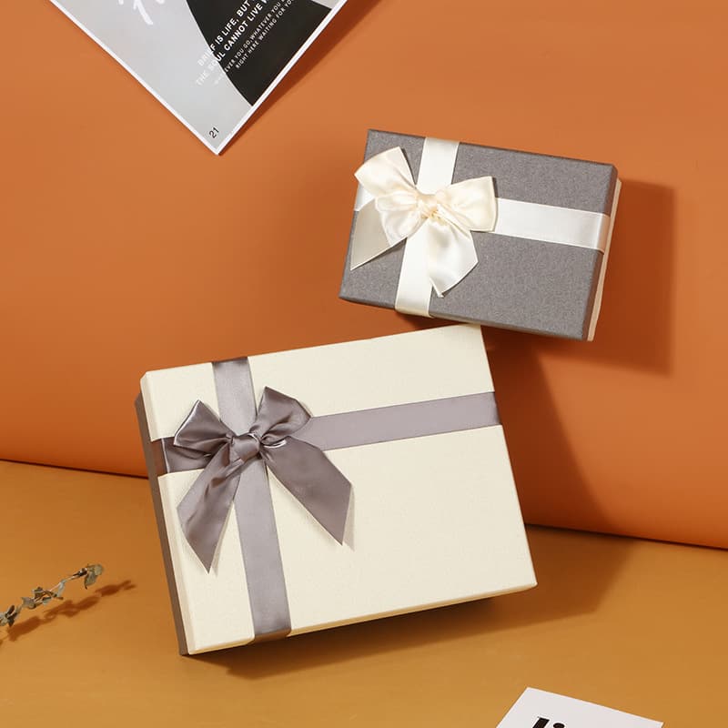 (Custom) Manufacturer Wholesale Gift Box Packaging, European Style Bow Souvenir Box, Heaven-and-Earth Lid Color Box Rigid Box Free