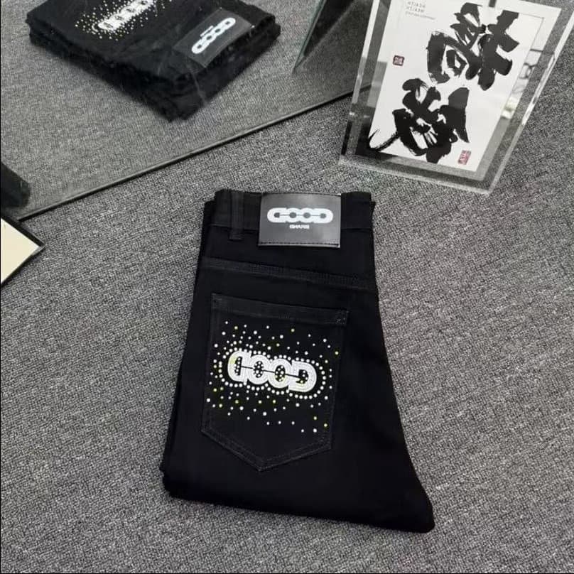 Trendy New Embroidered Black-Gray Men's Jeans, European Style, Slim Fit, Stretchy, Skinny, Spring/Autumn Cropped Pants