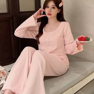 Women's Winter Pajamas with Built-in Bra, Double-Sided Velvet Thermal Loungewear, Fashionable Homewear for Girls