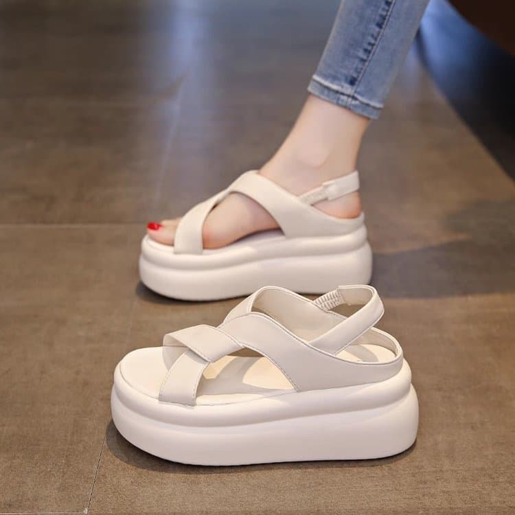 Women's 2025 New Style Roman Sandals for Summer Wear - High-End Fashionable Platform Sandals to Pair with Skirts