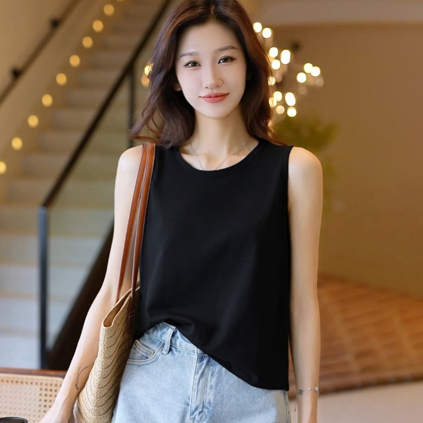 Women's Vest, 95% Cotton, Loose Fit, Slimming, Suitable for Outerwear, New Summer Style, Round Neck, Black Sleeveless T-Shirt, Inner Layer Base Top for Women