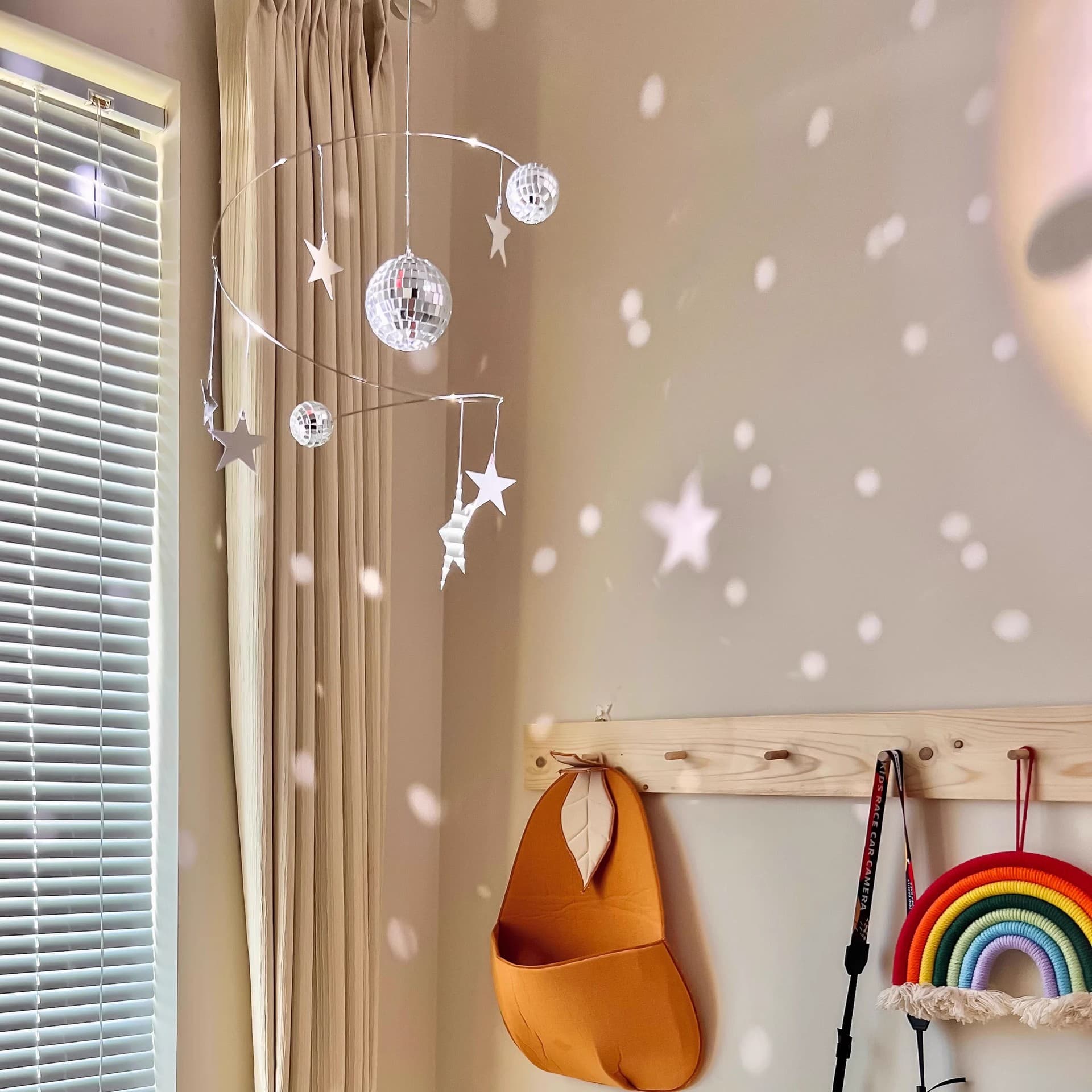 Starry Night Sky Reflective Hanging Ornament Handmade DIY Material Kit Gift Sun Catcher Disco Planet Balance Mobile