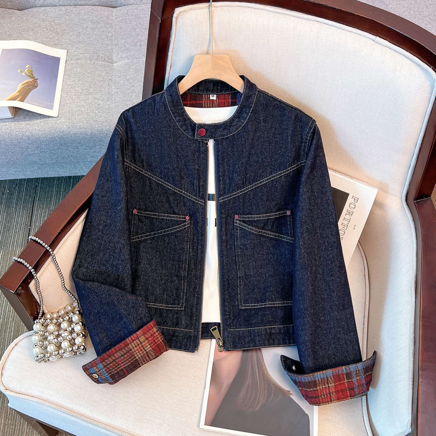 Great looking denim dark blue round neck denim jacket women's short 2026 early spring new baseball collar jacket