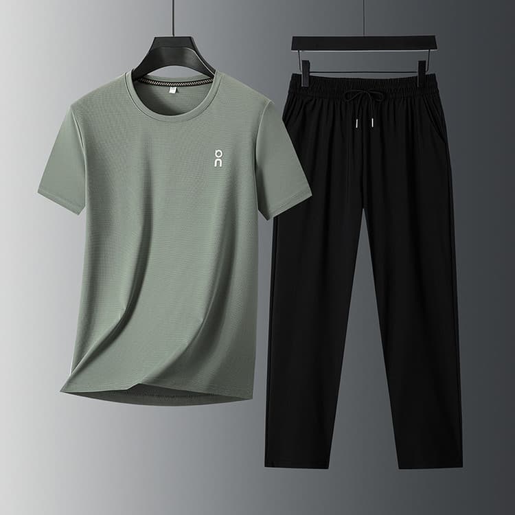 High-Quality 2026 Summer Men's Round-Neck Short-Sleeved T-Shirt, Ice Silk Trousers, Middle-Aged Solid Color Casual Sports Two-Piece Set