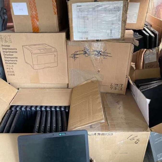 Purchase of Old Laptops, Factory and Personal Desktop and Laptop Computer Host Recycling, Scrap Recycling