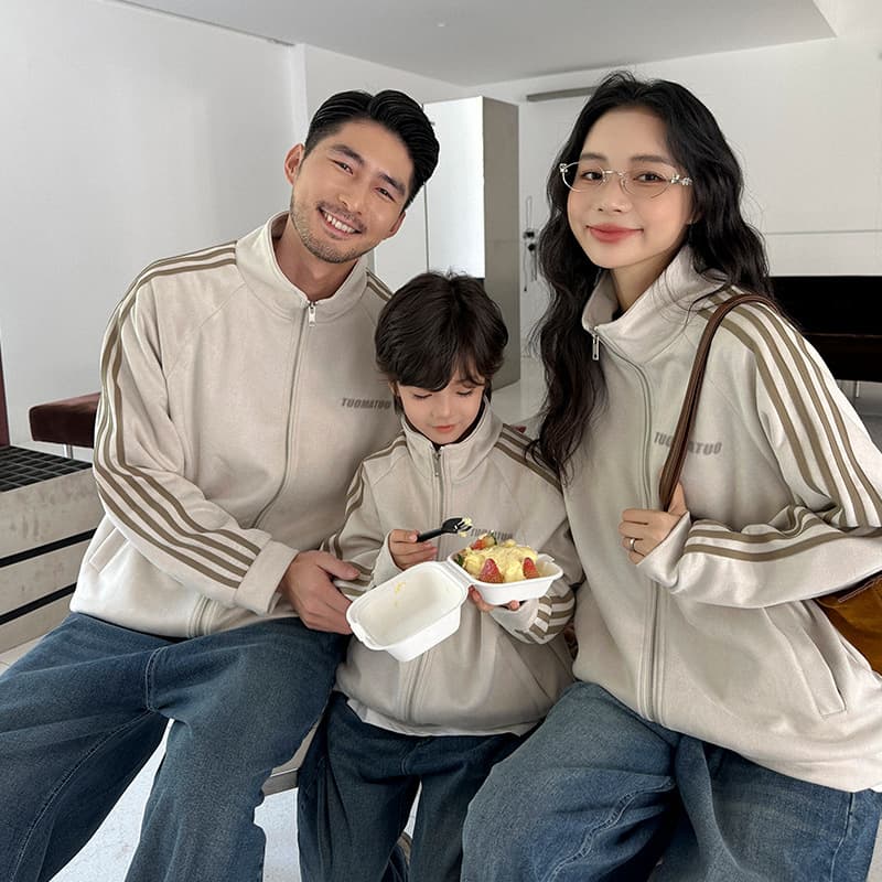2025 new high-end parent-child jacket, American style spring and autumn outdoor activity wear for a family of three or four, family wear trendy