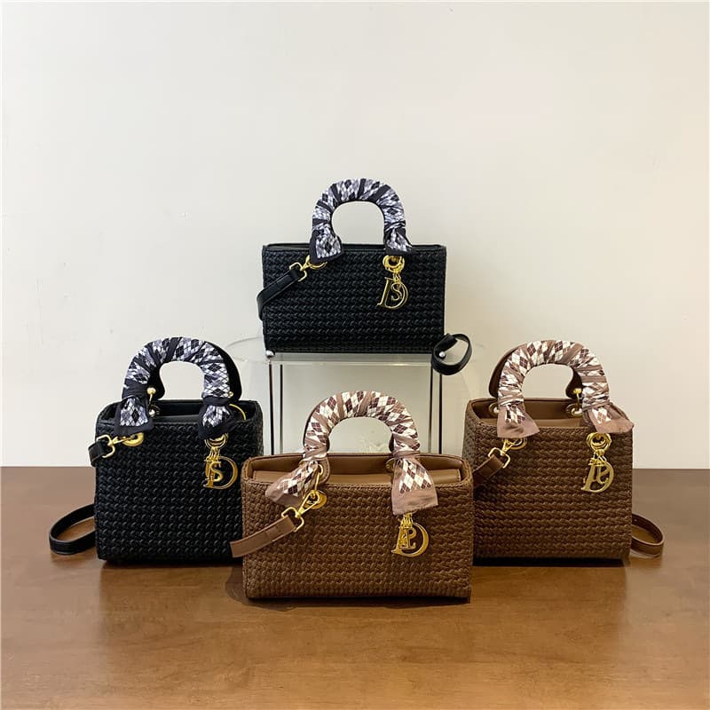 2025 New Fashion Textured Handheld Lady Dior Bag, Trendy Shoulder Bag for Women, Stylish Multi-Color Crossbody Bag