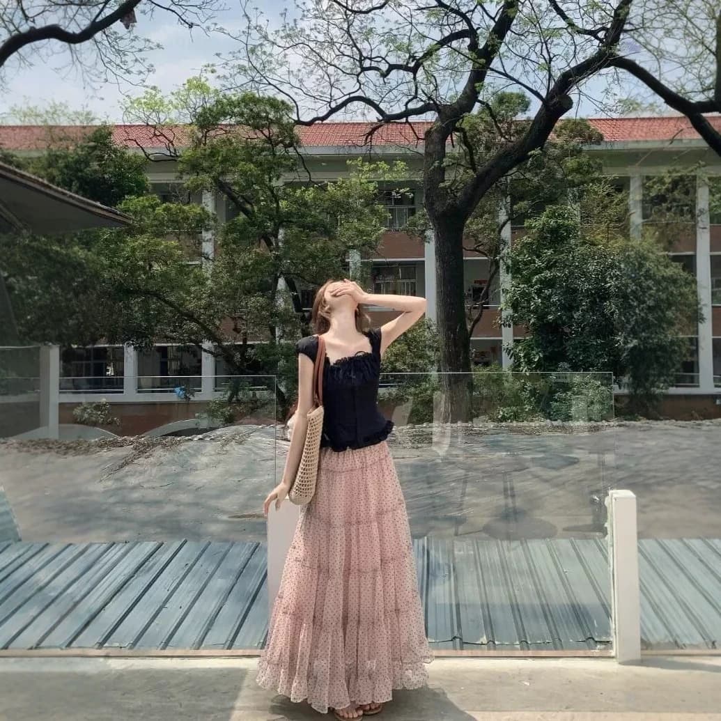 Gentle style black waist strapped short-sleeved T-shirt women's summer mesh cake skirt polka dot skirt two-piece set