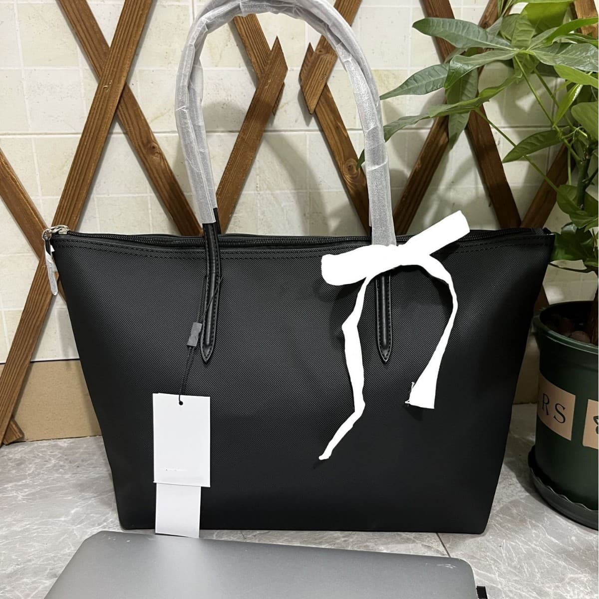 Tote bag large capacity lightweight handbag large bag Lacoste bag 25 colors large capacity tote bag evil fish version