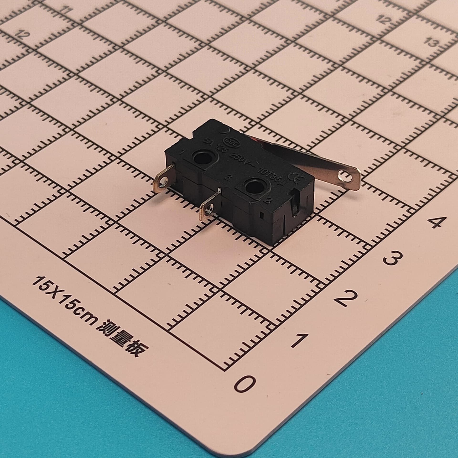 Two-pin micro switch travel limit contact with straight lever lever with round hole push button switch