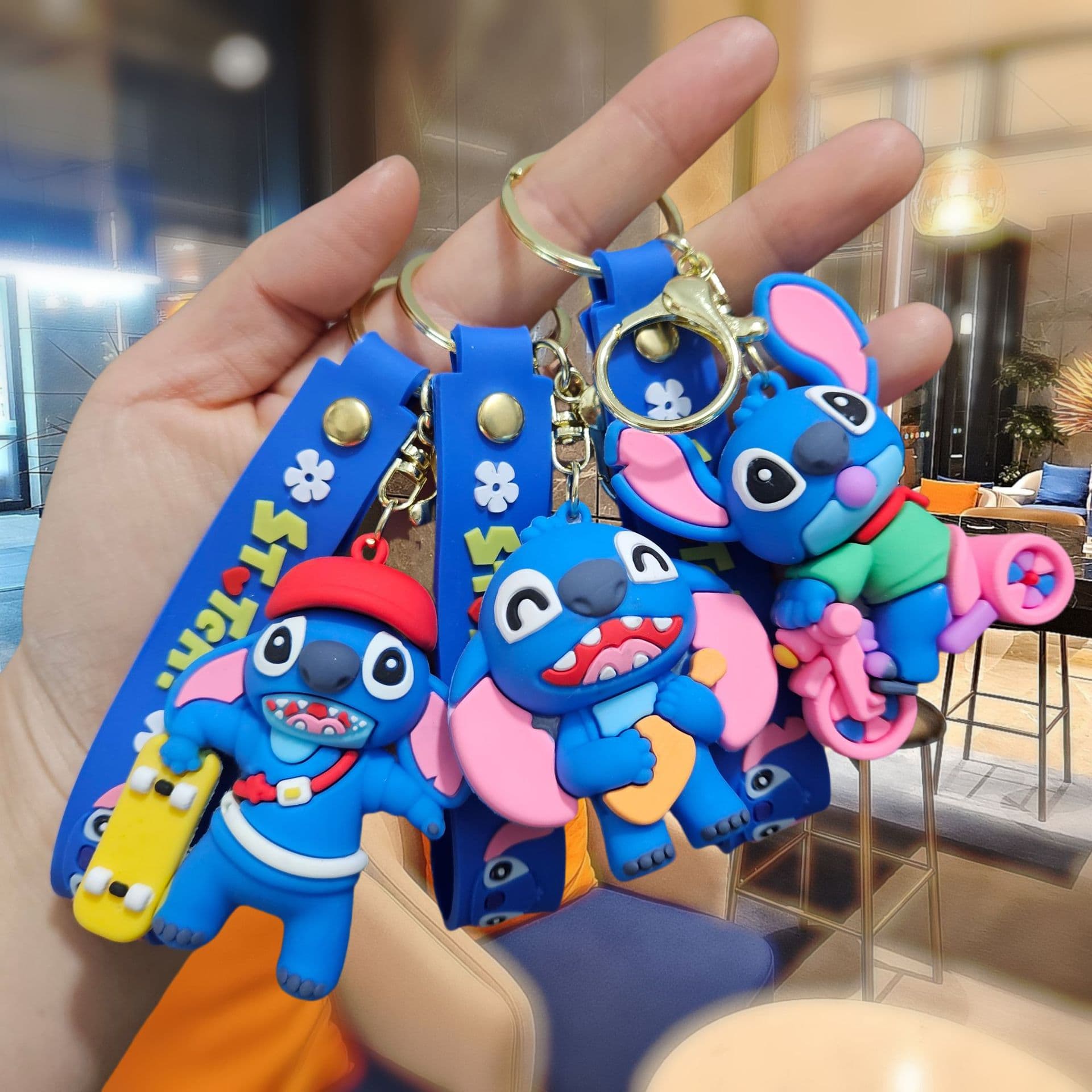 New Cross-Border Street Stitch Keychain Pendant Cartoon Stitch Doll Keychain Arcade Small Gift