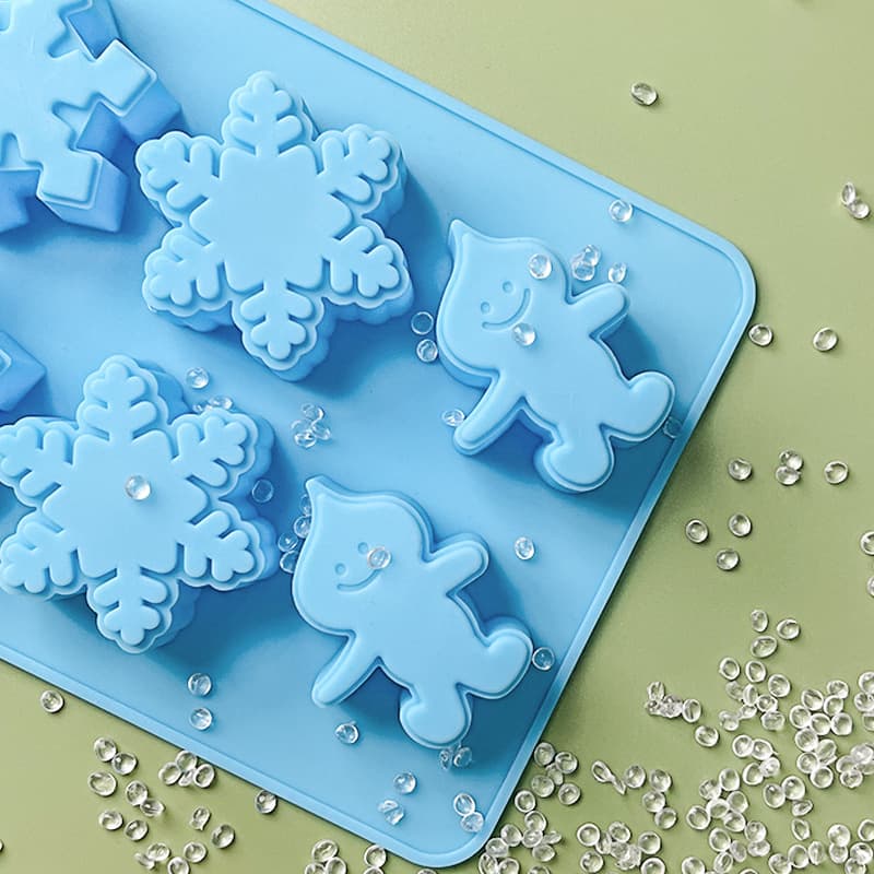 Zhongnuo Kitchen Baking Silicone Mold Christmas Snowflake Santa Food Grade Chocolate Candy Mold Cake Baking