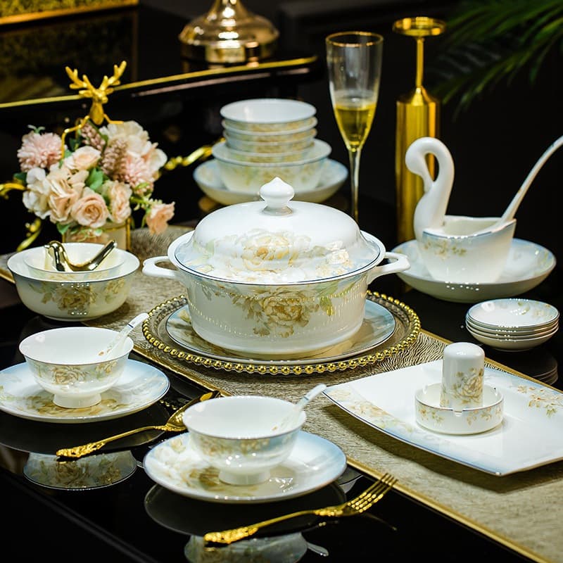 Premium Bowl and Plate Set for Home Use 2025 New Style Jingdezhen Bone China Dinnerware Housewarming Chinese Ceramic Bowls and Plates